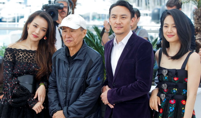 侯孝贤《聂隐娘》亮相戛纳 舒淇美萌周韵知性