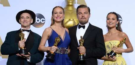 第88届奥斯卡四大奖项得主合影