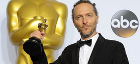 艾曼努尔&middot;卢贝兹基"三连冠"夺最佳摄影