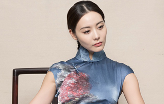 原雨曝光旗袍大片 端莊優雅好似油畫