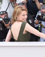 《悸动的冬青木》竞逐金棕榈