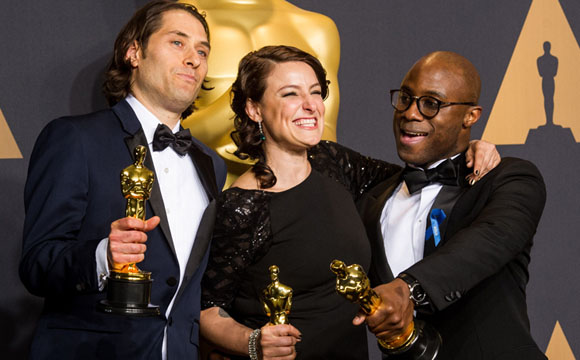 《月光男孩》获得最佳影片大奖