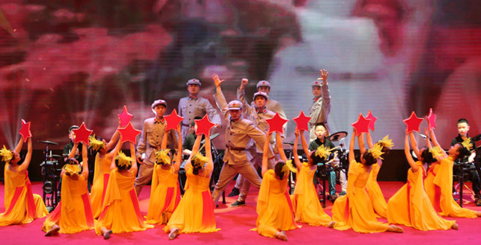 第六届中国国际微电影节颁奖晚会 节目《红星闪闪》