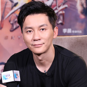 李晨