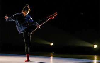 张艺谋《对话&middot;寓言2047》第二季紧张彩排