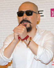 《人山人海》发人物海报