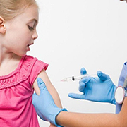 科学传播疫苗知识 《儿童预防接种信息传播指南》推出