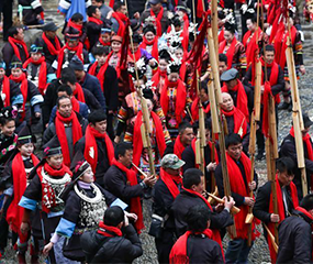 贵州侗族民众盛装过侗年