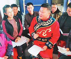 赫哲族人憧憬未来