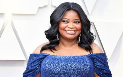 【红毯】上届奥斯卡最佳女配奥克塔维亚&middot;斯宾瑟亮相