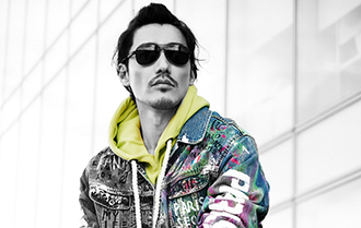 胡兵伦敦时装周多套LOOK随意切换