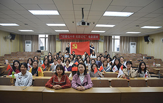 &ldquo;壮阔70年 光影记忆&rdquo;电影展映走进浙江大学