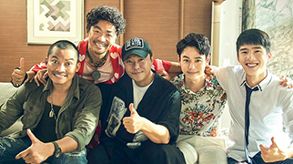 《唐人街探案3》特辑 张子枫再现神秘微笑