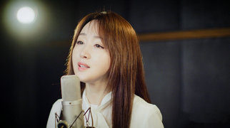 杨钰莹新歌致敬白衣天使