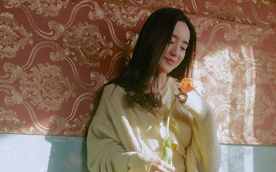 王智封面大片 復古文藝故事感十足