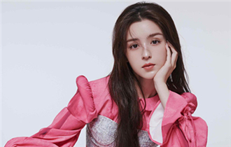 哈妮克孜耳鑲珍珠造型大片曝光 展現自在真我