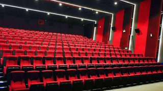 影院增收出新招 好座位要多掏钱，你买单吗？