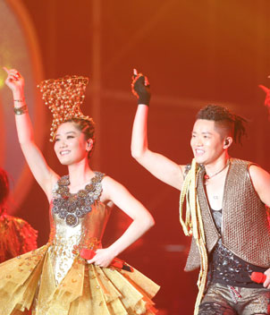 凤凰传奇最炫民族风2012全国巡回演唱会