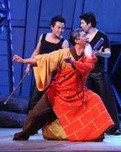 首演海量演出照曝光