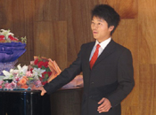 梅小磊《需要人陪》