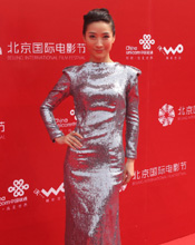 陶昕然古典旗袍亮相