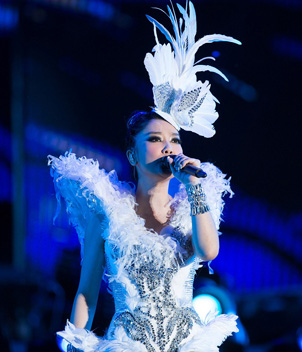 凤凰传奇北京工体万人缔造狂欢夜