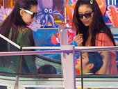 张柏芝小儿子黏林心如买玩具