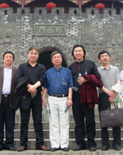 领导考察春晚颁奖晚会场地岳阳市巴陵广场