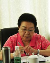 著名导演邓在军记录评委意见