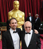 《艾特熊和赛娜鼠》主创亮相红地毯