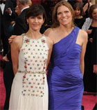 最佳动画长片提名《疯狂原始人》主创现身红毯