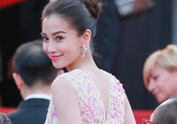 Baby清新脱俗戛纳开幕红毯 俏丽水蛇腰惹人羡