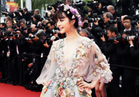 范冰冰"花仙子"造型亮相戛纳 宛若仙子艳惊四座