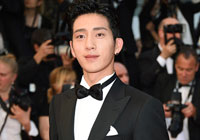 李冰冰井柏然亮相戛纳红毯 尽显巨星范(图)