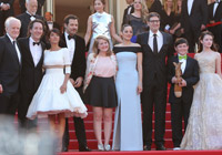 《小王子》戛纳首映 导演携豪华主创亮相红毯