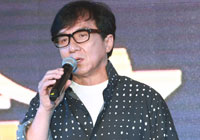 成龙亮相&ldquo;电影频道之夜&rdquo; 喇培康于冬助阵