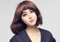 甘露《女報》寫真大片曝光 自黑"寬臉段子手"