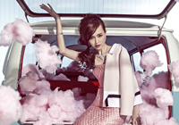 唐嫣登雜志封面 俏皮可愛窈窕曲線盡顯