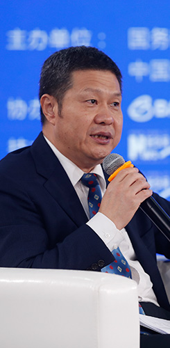 黄群慧：企业家要创新推动战略转型适应环境变化