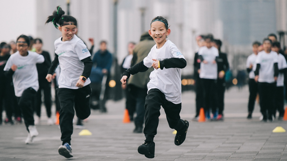 2019，&ldquo;撒开脚丫&rdquo;项目启动，鼓励女孩参加运动