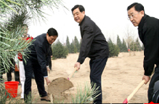 胡锦涛参加植树活动