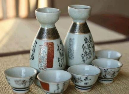 名优白酒劲吹&ldquo;亲民风&rdquo;