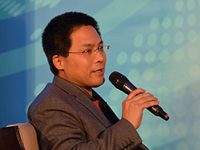 王斌主持新华对话