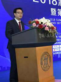 杨东：成立监管科技实验室 保护消费者和投资者利益