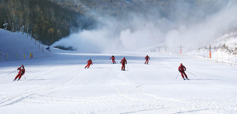 喀喇沁旗美林谷滑雪场