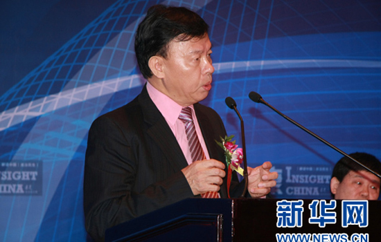 黄世再：民营企业在城镇化进程中应发挥积极作用