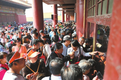 故宫拟淡季免费开放两天免费日门票需网上预订两套年票方案公布试行午后参观优惠