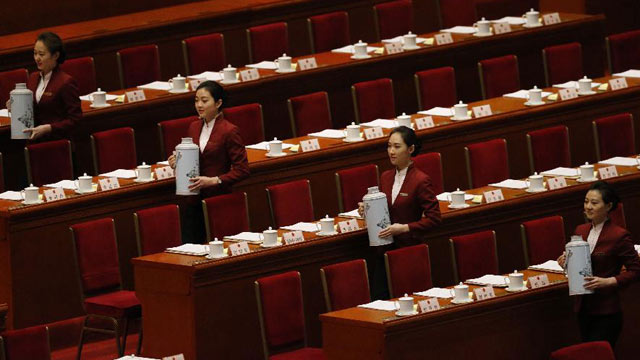 【两会漫镜头】两会&ldquo;半边天&rdquo;