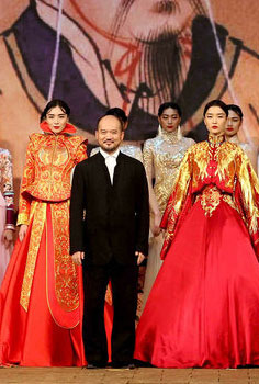 视频：NE.TIGER张志峰时装发布