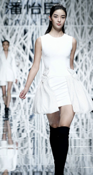 潘怡良时装发布